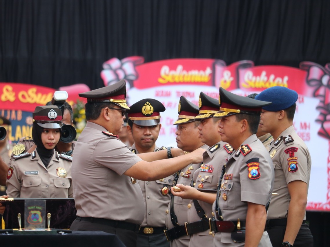 Hari Ini, Leonardus Simarmata Jabat Kapolresta Malang Kota 26 Fotor 157494628753730