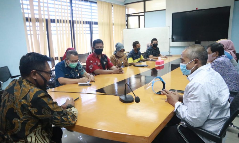 Wawali Sofyan Edi Jarwoko saat memberi arahan ke Diskominfo Kota Malang
