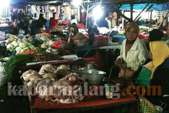 Jelang Lebaran Harga Daging Sapi Meroket di Kota Malang 26 Jelang Lebaran Harga Daging Sapi Meroket di Kota Malang