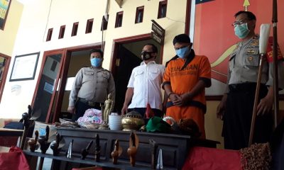 Kapolsek Gondanglegi saat pers rilis tersangka dukun abal-abal di Mapolsek Gondanglegi, Senin (27/7/2020)