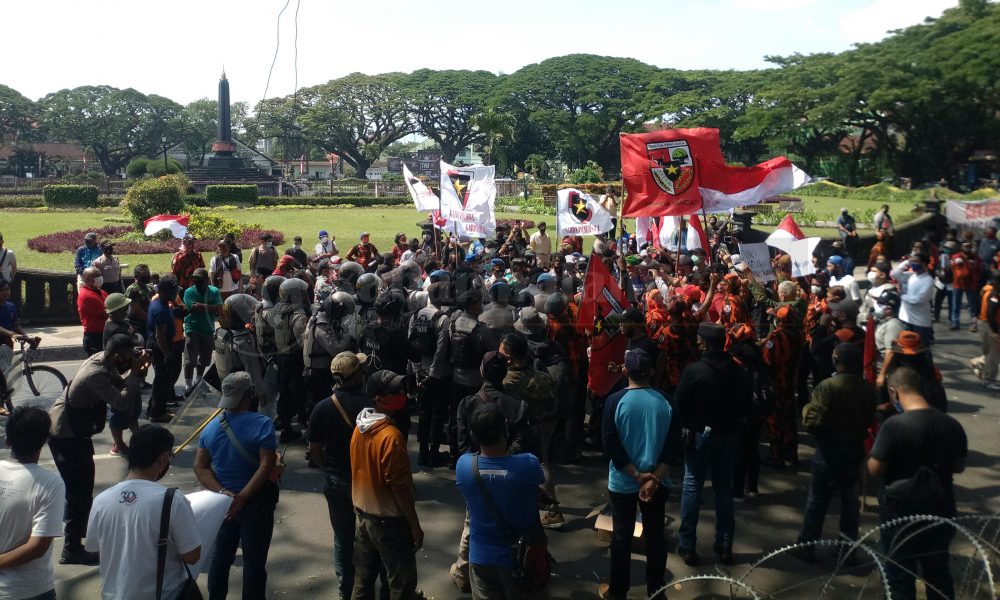 fathi aksi damai balasan