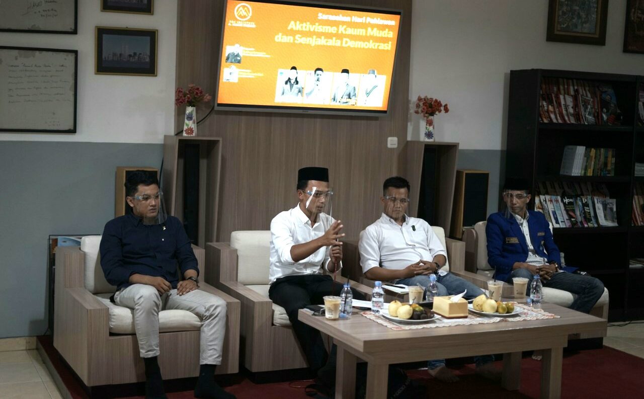 Aktivis Mahasiswa Malang Merefleksi Senjakala Demokrasi 26 IMG 20201112 090755 e1605151896460