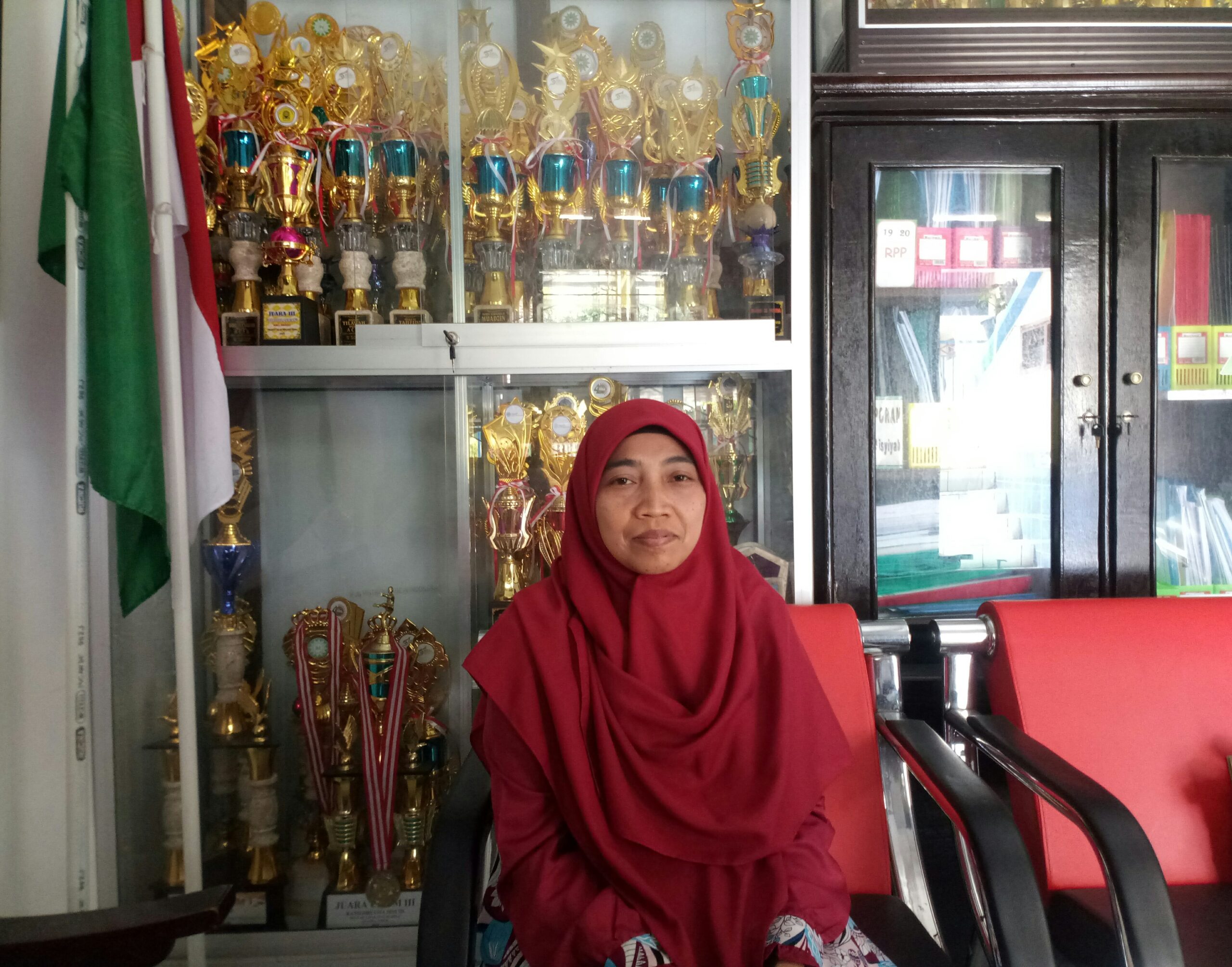Reni Nur Farida, Guru Inspiratif Aisyiyah Malang 26 IMG 20201125 151104 scaled