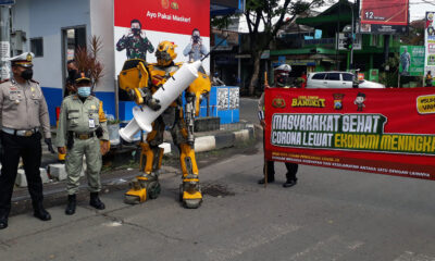 Transformer Mangkal Di Perempatan Kepanjen, Bawa Suntik Raksasa
