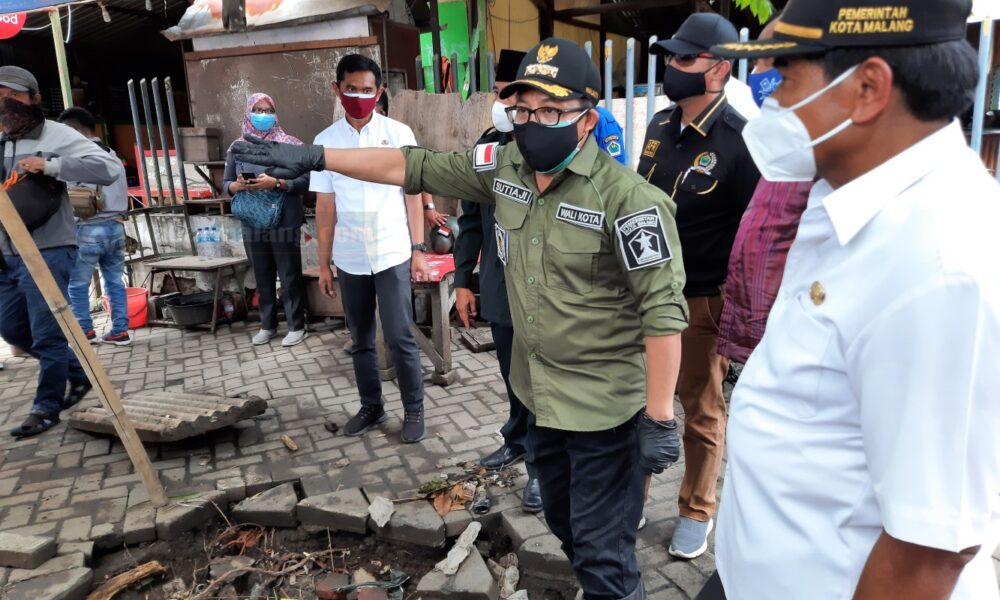 Sutiaji Pernah Pergoki Warga Buang Sampah Kasur Sembarangan