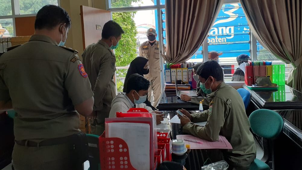 Pasangan Mesum Malam Tahun Baru Penuhi Panggilan Satpol PP