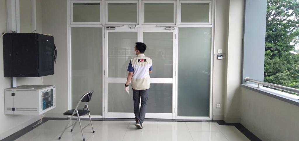 KPK Geledah Pemkot Batu, Masuki Disparta Sampai PUPR 26 IMG 20210106 WA0000