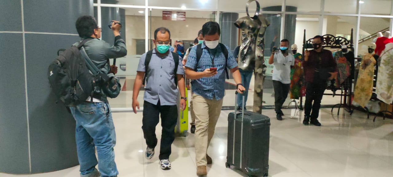 KPK di DPUPR Rampungkan Penggeledahan, Bawa 3 Koper 26 IMG 20210106 WA0082