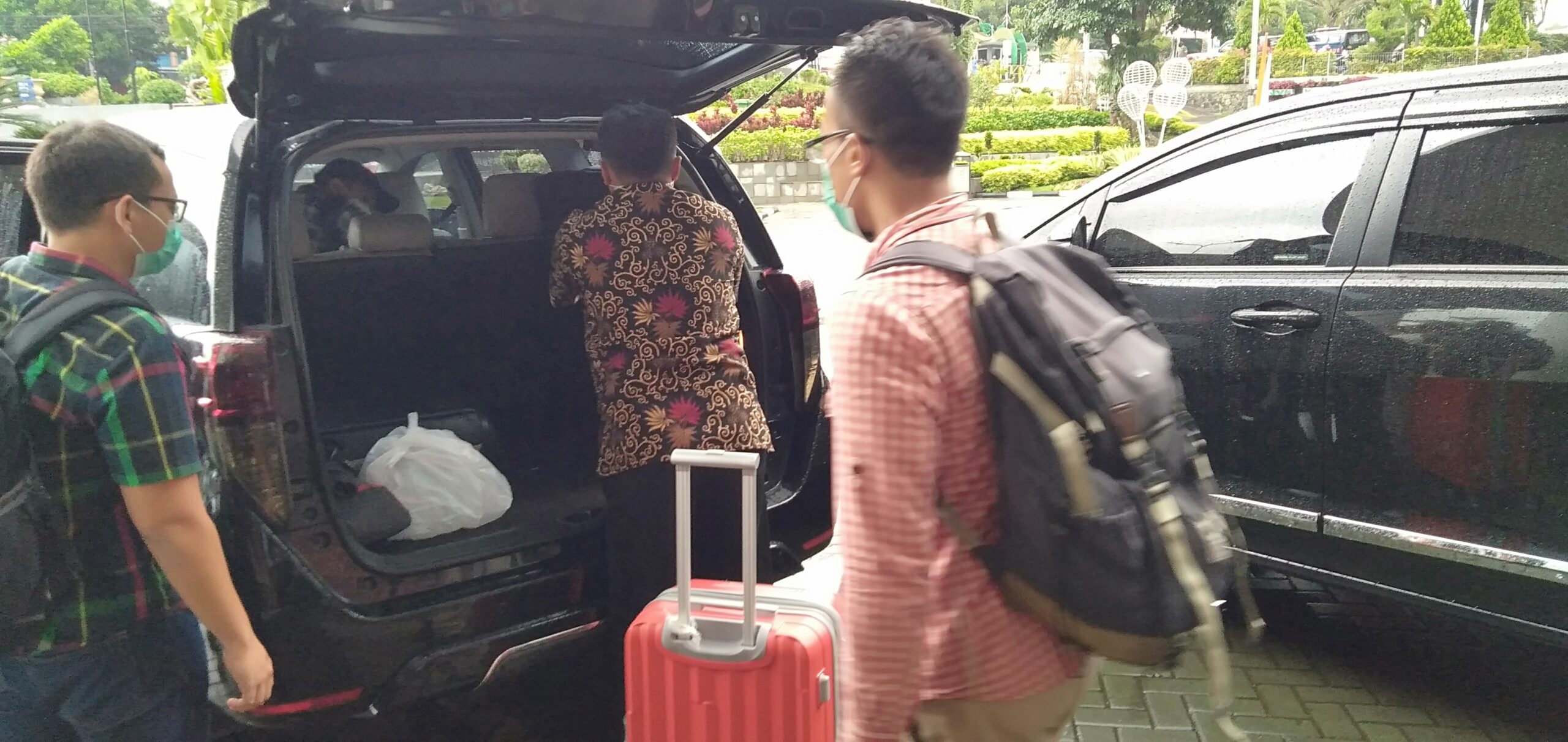 Selain DPK dan DPMPTSPTK, KPK Juga Sasar Diskominfo 26 IMG20210107150009 scaled