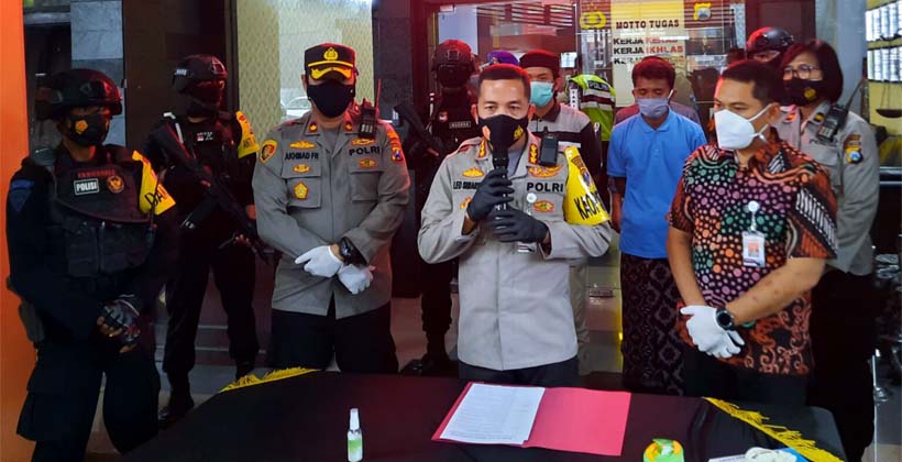 Polisi Ciduk 2 Tersangka Pemukulan Petugas Pemakaman Jenazah