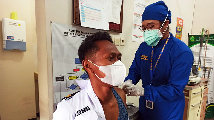 Ratusan Karyawan KAI Malang Raya Vaksinasi di RSIA Mawar 26 Ratusan Karyawan KAI Malang Raya Vaksinasi di RSIA Mawar