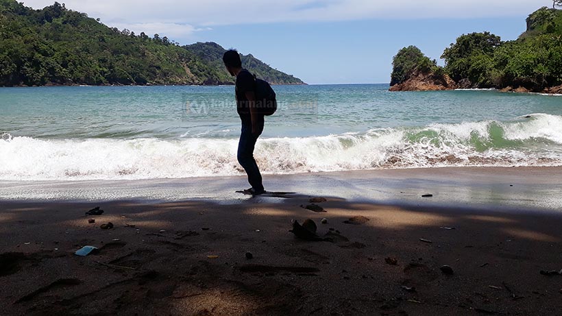 Tren Wisata Pantai Malang Terpuruk Akibat Pandemi Dan Jalan Rusak