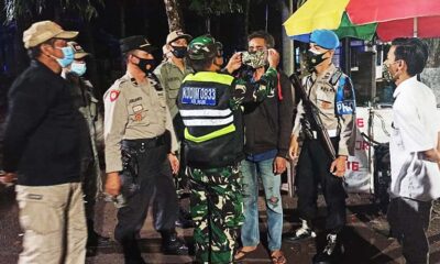 Gabungan Polisi Dan TNI Razia Prokes Di Warkop Kedungkandang