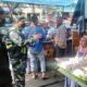 Oknum Pedagang Pasar Blimbing Bandel, Tepergok Tak Pakai Masker