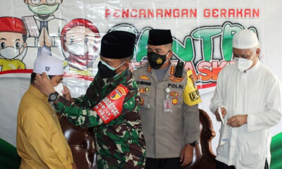 Gerakan Santri Bermasker Sambang Ponpes Bahrul Maghfiroh Malang