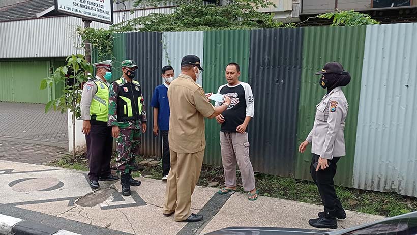 Penegakan Prokes Serentak Di Kota Malang, Sasar Warga Tak Bermasker 27 Penegakan Prokes Serentak Di Kota Malang, Sasar Warga Tak Bermasker