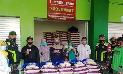 Babinsa Koramil Klojen Kawal Penyaluran BPNTD Di Kelurahan Bareng