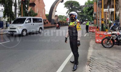 Polresta Malang Kota Sekat Pintu Tol Madyopuro Untuk Larangan Mudik