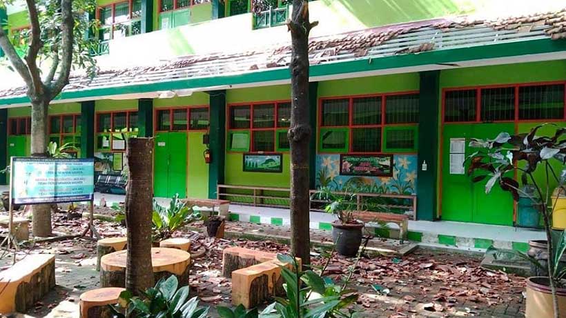 Gempa Rusak 95 Gedung Di Malang, Tewaskan Satu Orang Di Lumajang