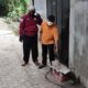 Warga Temukan Mayat Bayi Dalam Kardus, Ada Kertas Pesan Dari Pelaku