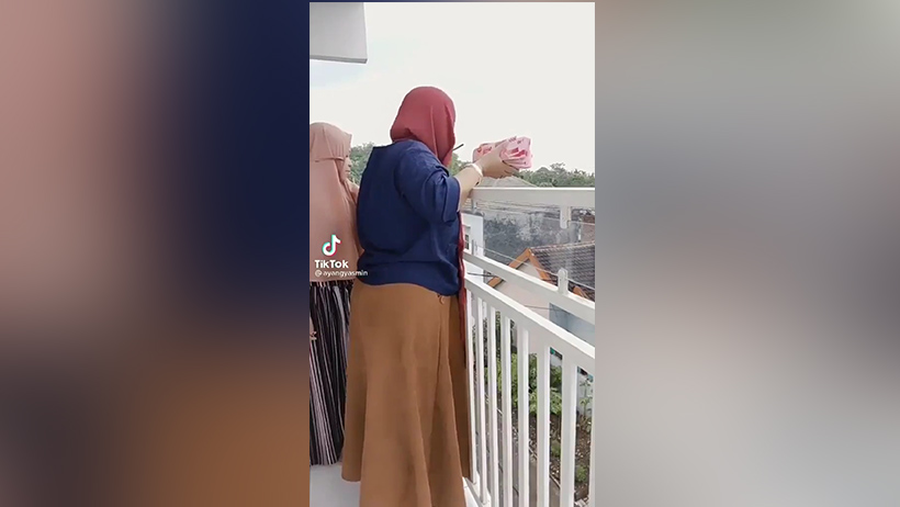 Bikin Hujan Uang, Warga Pakis Malang Bak Sultan, Viral Di Tiktok