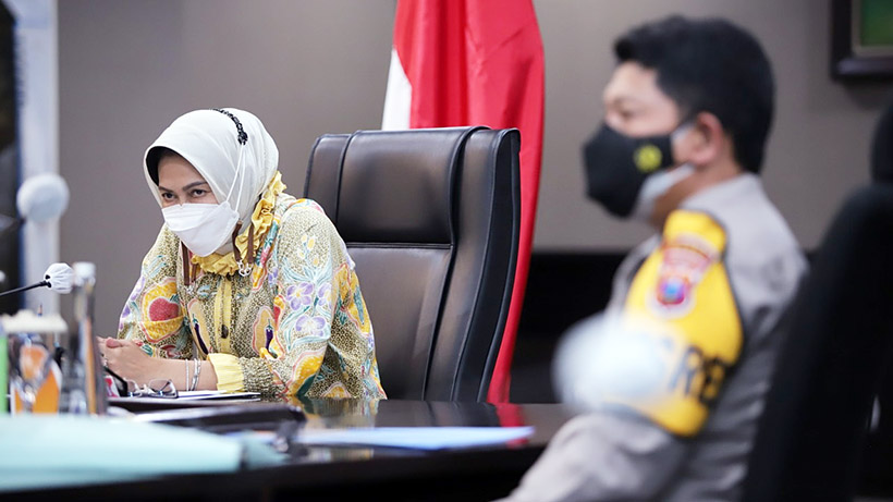 Walikota Batu Dewanti Rumpoko Ikuti Rakor Pemprov Evaluasi PPKM