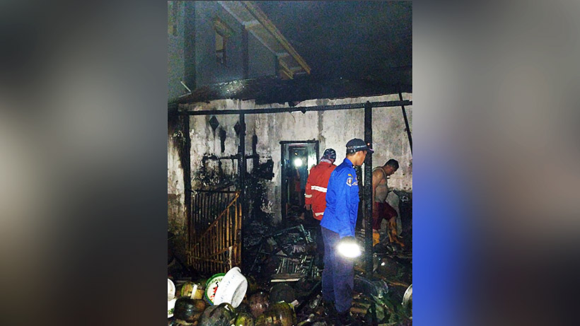 Kebakaran Melalap Satu Rumah Di Sukonolo Bululawang Malang