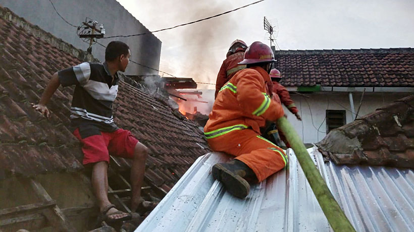 Kebakaran Di Malang Hari Ini, Satu Rumah Hangus, Dua Luka Bakar