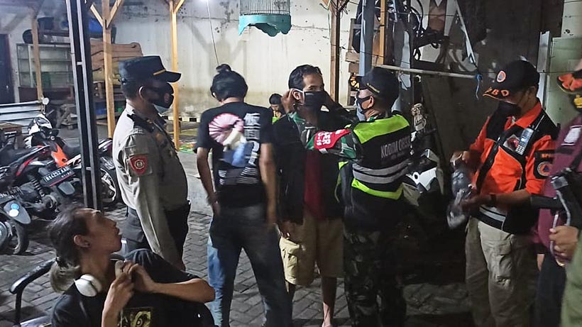 Patroli Malam Sasar Wilayah Kedungkandang, Tegakkan Prokes Masker