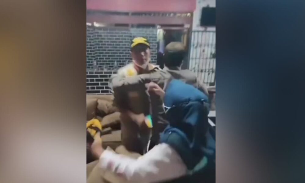 Oknum Satpol PP Pukul Wanita Hamil Di Kabupaten Gowa, Ini Videonya