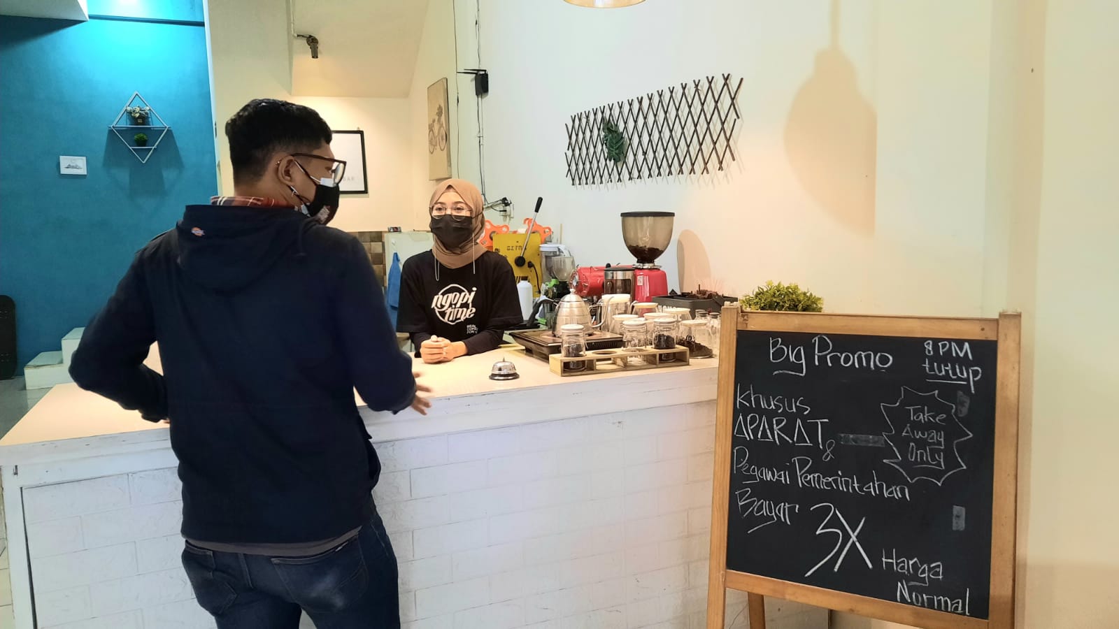 Kafe di Malang Ini Wajibkan Aparat dan PNS Bayar 3 Kali Lipat