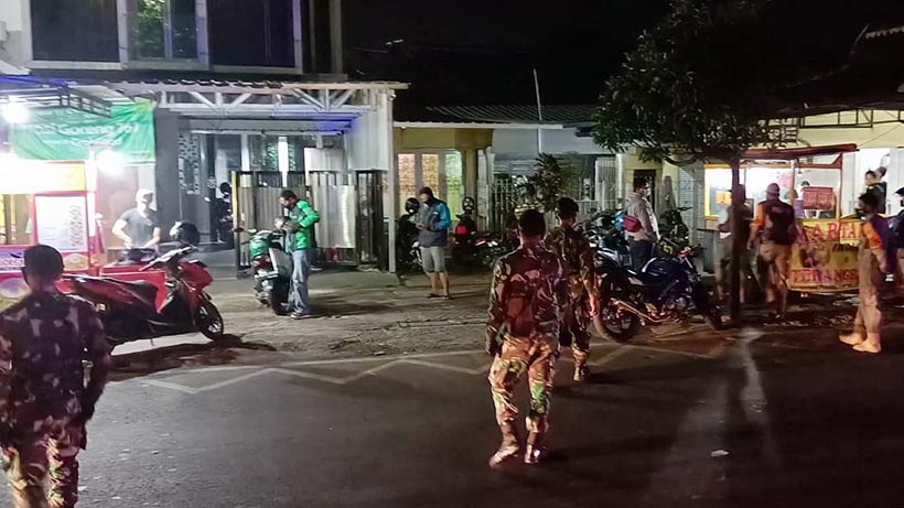 Patroli PPKM Mikro Darurat Di Kota Malang Tertibkan Warung Dan Resto
