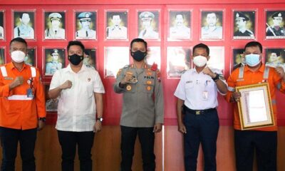 Ungkap Maling Rel Kereta, KAI Daop 8 Beri Penghargaan Polres Malang