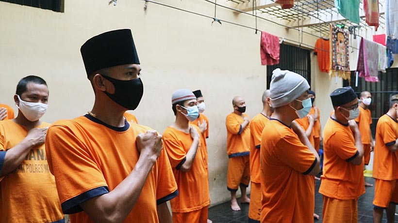 Tahanan Pun Anak Bangsa, Sikap Sempurna Saat Dengar Indonesia Raya