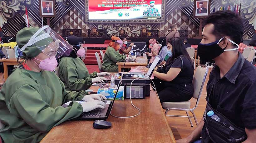 10 Ribu Dosis 2 Vaksinasi Massal Kodim 0833 Digelar Di UM