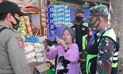 PKL Pasar Kebalen Digrosok Satpol PP dan Wastib Kota Malang