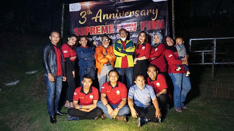 Tiga Tahun Supreme Law Firm: Tangguh dan Bertumbuh