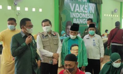 Ali Ahmad Gelar Vaksinasi Di DPC PKB Kota Malang