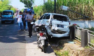 Kecelakaan Di Sempalwadak Malang, Satu Mobil Ringsek