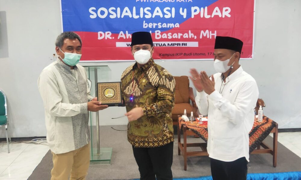 PWI Malang Raya Gelar Uji Kompetensi Wartawan Di IKIP Budi Utomo