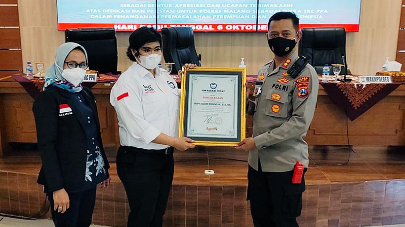 Lindungi Perempuan Dan Anak, Polres Malang Terima Penghargaan