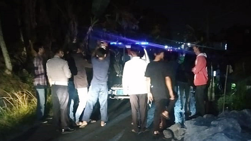 Kecelakaan Di Singosari Malang, Pengendara Tewas Seruduk Bebatuan