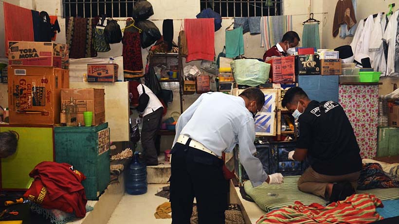 Lapas Malang Dirazia Kanwil Jatim, Sita Puluhan Benda Terlarang 26 Lapas Malang Dirazia Kanwil Jatim, Sita Puluhan Benda Terlarang