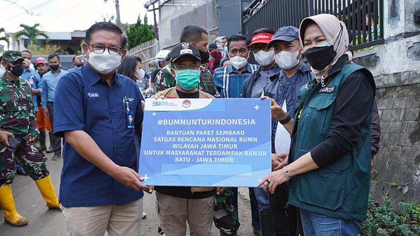 Petrokimia Gresik Kirim 1200 Paket Sembako Untuk Korban Banjir 26 Petrokimia Gresik Kirim 1200 Paket Sembako Untuk Korban Banjir