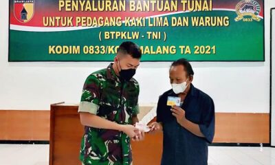 Dandim 0833 Salurkan Bantuan Tunai Untuk KL Dan Warung