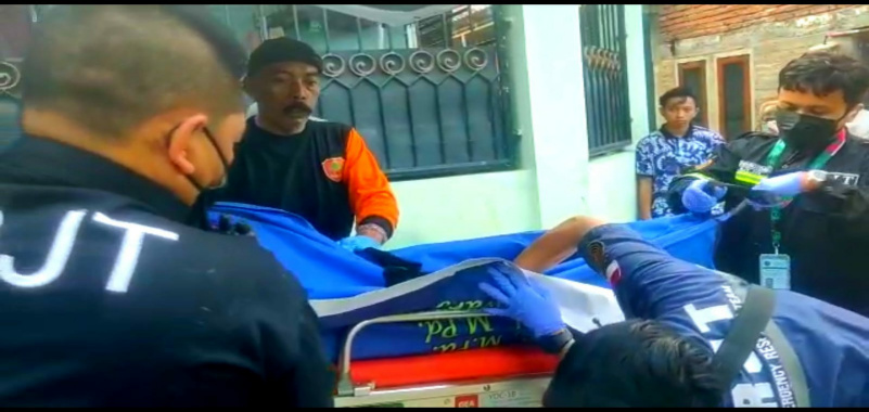 Warga Bunulrejo Ditemukan Meninggal Dikamar Membusuk