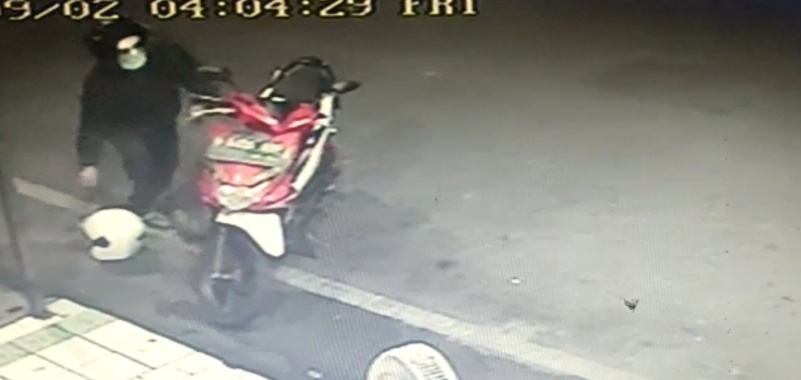 Terekam CCTV, Aksi Pelaku Pencurian Motor di Malang 26 IMG 20220903 114810