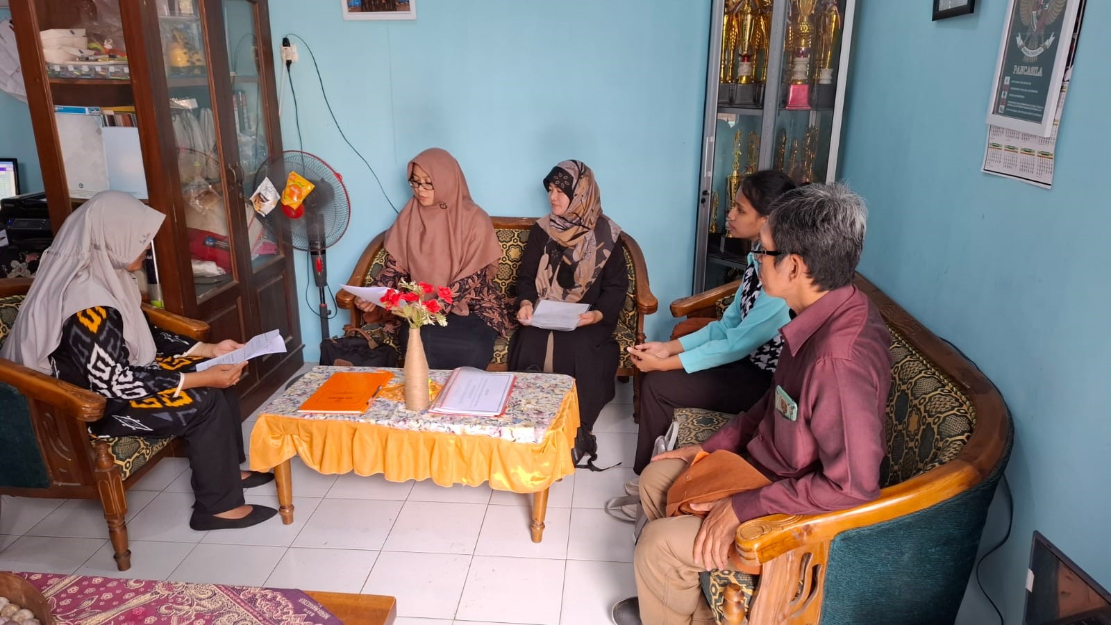 Dosen Unikama Bantu Optimalkan Produk Vokasi SLB Melalui Teknologi E-commerce dan Quality Function Development 28 Dosen Unikama Optimalkan Produk Vokasi SLB