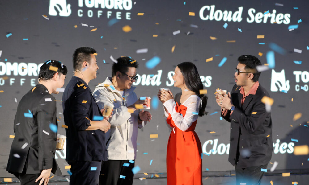 Tomoro Coffee Sukses Menjual 40 Juta Cup dalam Satu Tahun, Kini Bikin Gebrakan Baru Kenalkan Maudy Ayunda