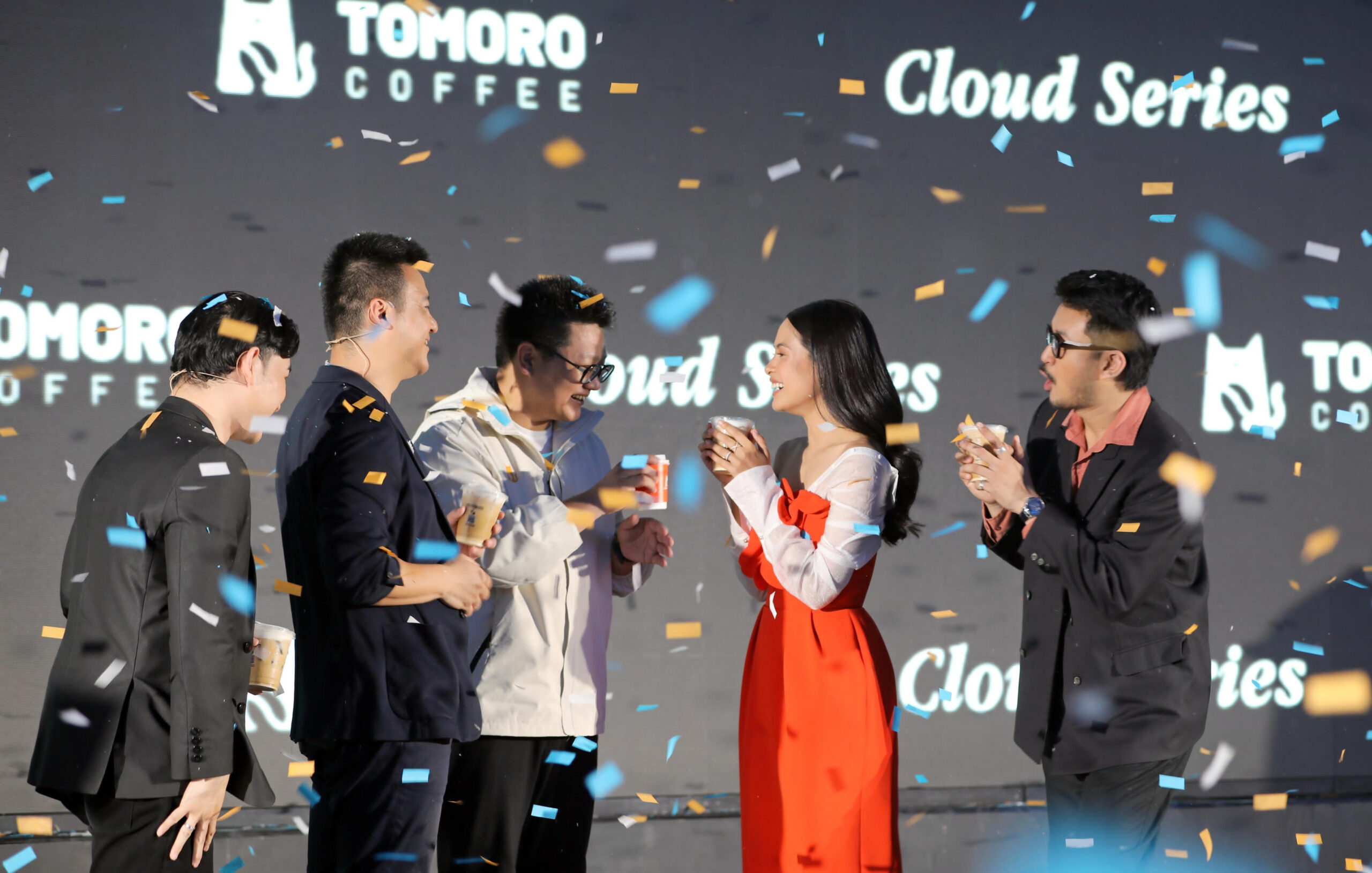 Tomoro Coffee Sukses Menjual 40 Juta Cup dalam Satu Tahun, Kini Bikin Gebrakan Baru Kenalkan Maudy Ayunda
